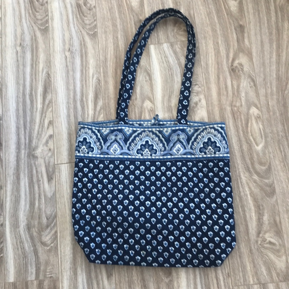 Vera Bradley tote